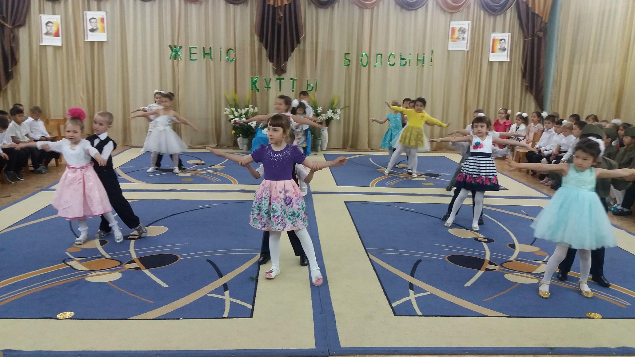 Утренник "С праздником Победы!"